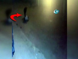 22 yerinden bıçaklayıp kulaklarını kesti