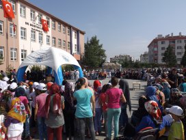 Eğlenerek öğreniyorlar