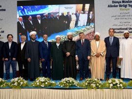 Darbe İslam ümmetini hedef almıştır