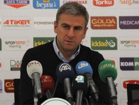 Hamzaoğlu: Transfer sezonunu kapattık