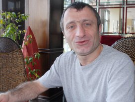 Ünlü oyuncu İsrafil Köse ölmemiş