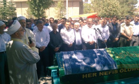 Küçük Muhammed ebediyete uğurlandı