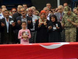 Artvin şehidi için tören düzenlendi
