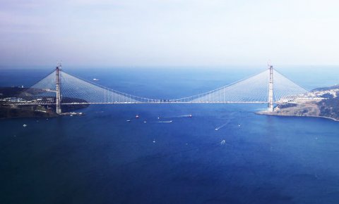 Dünya basınından 3. köprüye büyük övgü