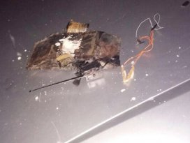 Teröristler, sivil polis aracına patlayıcı tuzakladı