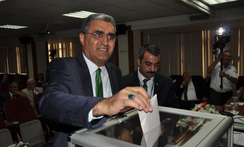 Şehitler verdik, ülkemizin geleceğini vermedik