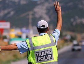 Bayram tatilinde trafiğe sıkı denetim