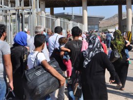 Bayramlaşmak için 35 bin kişi Suriyeye gitti