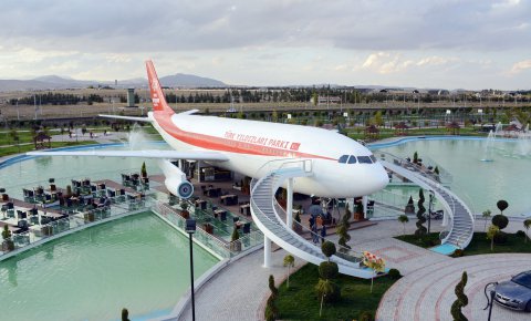 Uçak restoran ve kafe hizmete girdi