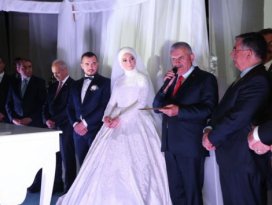 Binali Yıldırım, yeğeninin nikah şahidi oldu