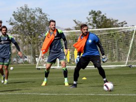 A. Konyaspor’da UEFA Avrupa Ligi mesaisi başladı
