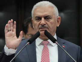 Binali Yıldırım, Medvedev’i tebrik etti