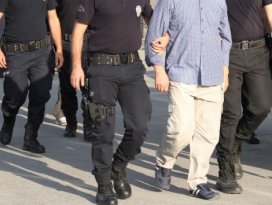 FETÖ’den 13 öğretmen daha tutuklandı