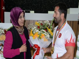Fazıloğulları dünya 2.’si oldu
