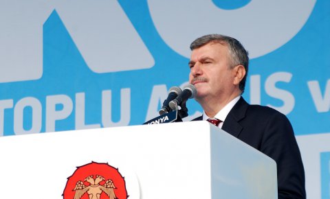 “Konya Cumhurbaşkanımızın arkasında dimdik duruyor”