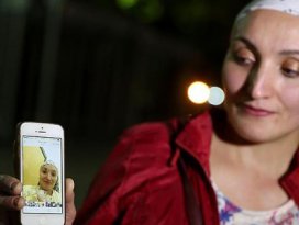 Otobüs durağında bulduğu dövizleri polise teslim etti