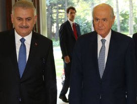 Başbakan Yıldırım ve Bahçeli görüşmesi sona erdi
