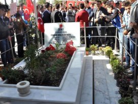 Selçuklu Belediyesi bin kişiyi Şehit Ömer Halisdemir’in kabrine götürüyor