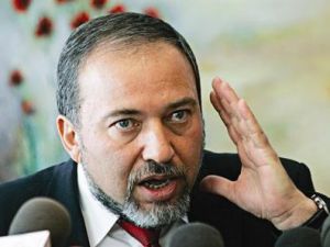 Lieberman, Ban Ki-Muna telefonda ağladı!