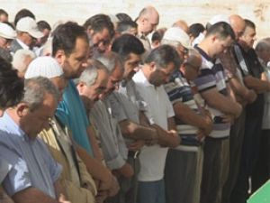 Yusuf Arının vefatı Konyayı üzdü