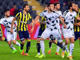 Kadıköyde Fener alayı! 2-3