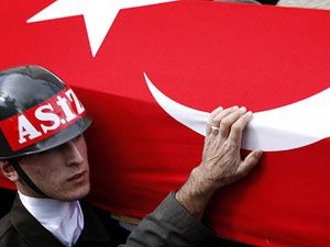 Elazığda karakola saldırı: 1 şehit