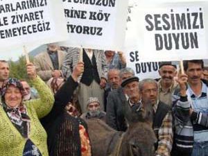 Avşar mahallesi sakinleri yol istiyor