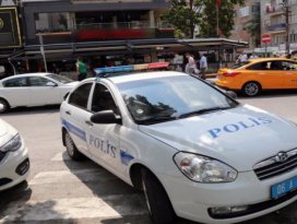 Maskeli saldırganlar dehşet saçtı