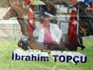 At yarışlarında 300 daire kaybetti