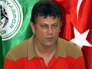 4 oyuncu ile resmi sözleşme imzaladı