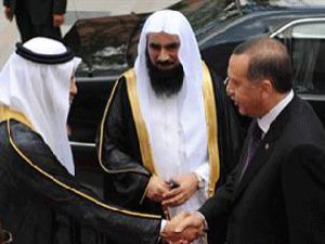 Ankara Ortadoğu macerasına sırtı açık girdi