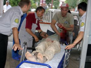 Perlit malzemeleri işçinin üzerine düştü