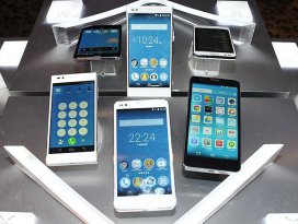 Telefona 2 havalimanı parası harcandı