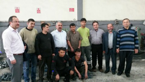 ak-parti-secim-calismalarini-surduruyor-2.jpg