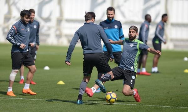 atiker-konyaspor-osmanlispor-macinin-hazirliklarini-tamamladi-002.jpg