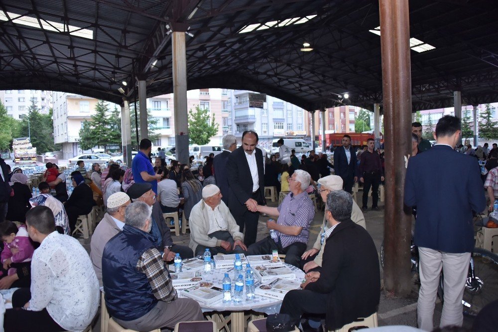konya-buyuksehir-belediye-baskani-ugur-ibrahim-altay-doganlar-001.jpg