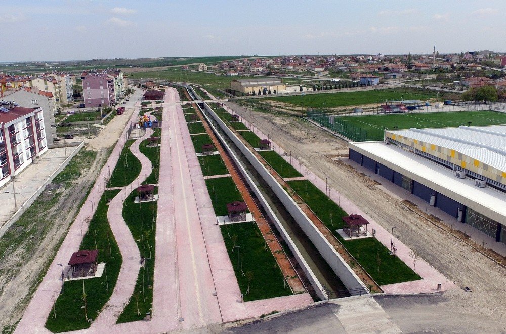 konya-buyuksehir-belediyesi-tarafindan-yaptirilan-cihanbeyli-kordonboyu-002.jpg