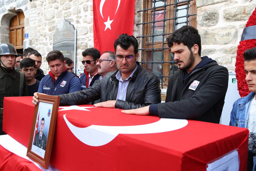 konya-sehit-emre-dut-(2).jpg