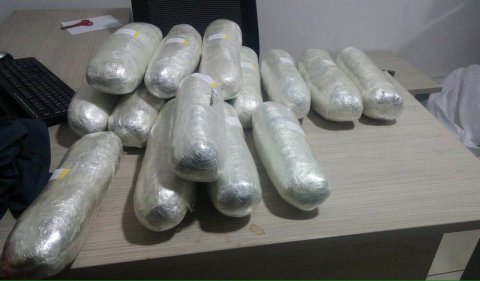 konyada-yolcu-otobusunde-kubar-esrar-ele-gecirildi-2.jpg