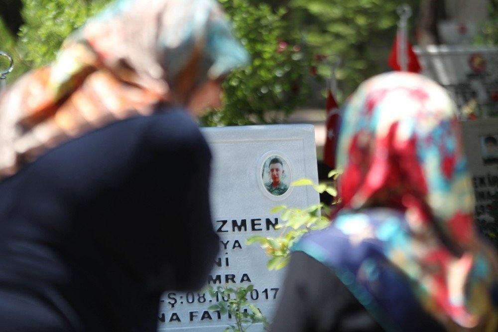 sehidin-annesi-41-yasindaki-semra-ozmen-ogullari-olmadan-gecirdikleri-001.jpg