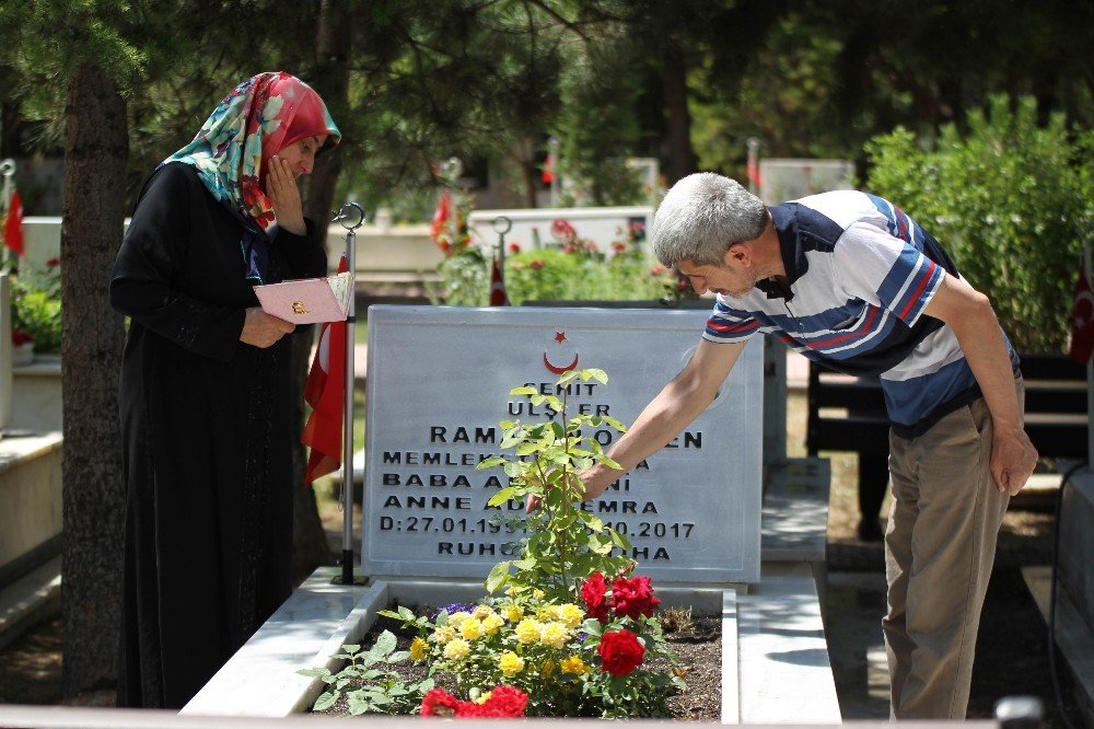 sehidin-annesi-semra-ozmen-ben-bugun-bayramlik-getirdim-ramazana.jpg