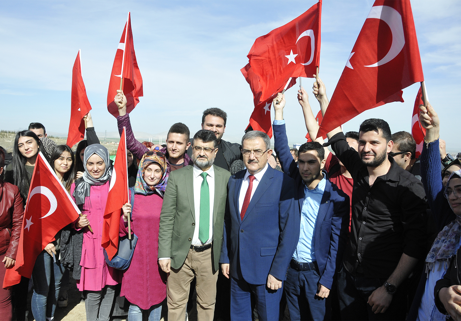 selcuk’ta,-afrin-sehitleri-anisina-fidan-dikildi-(2).jpg